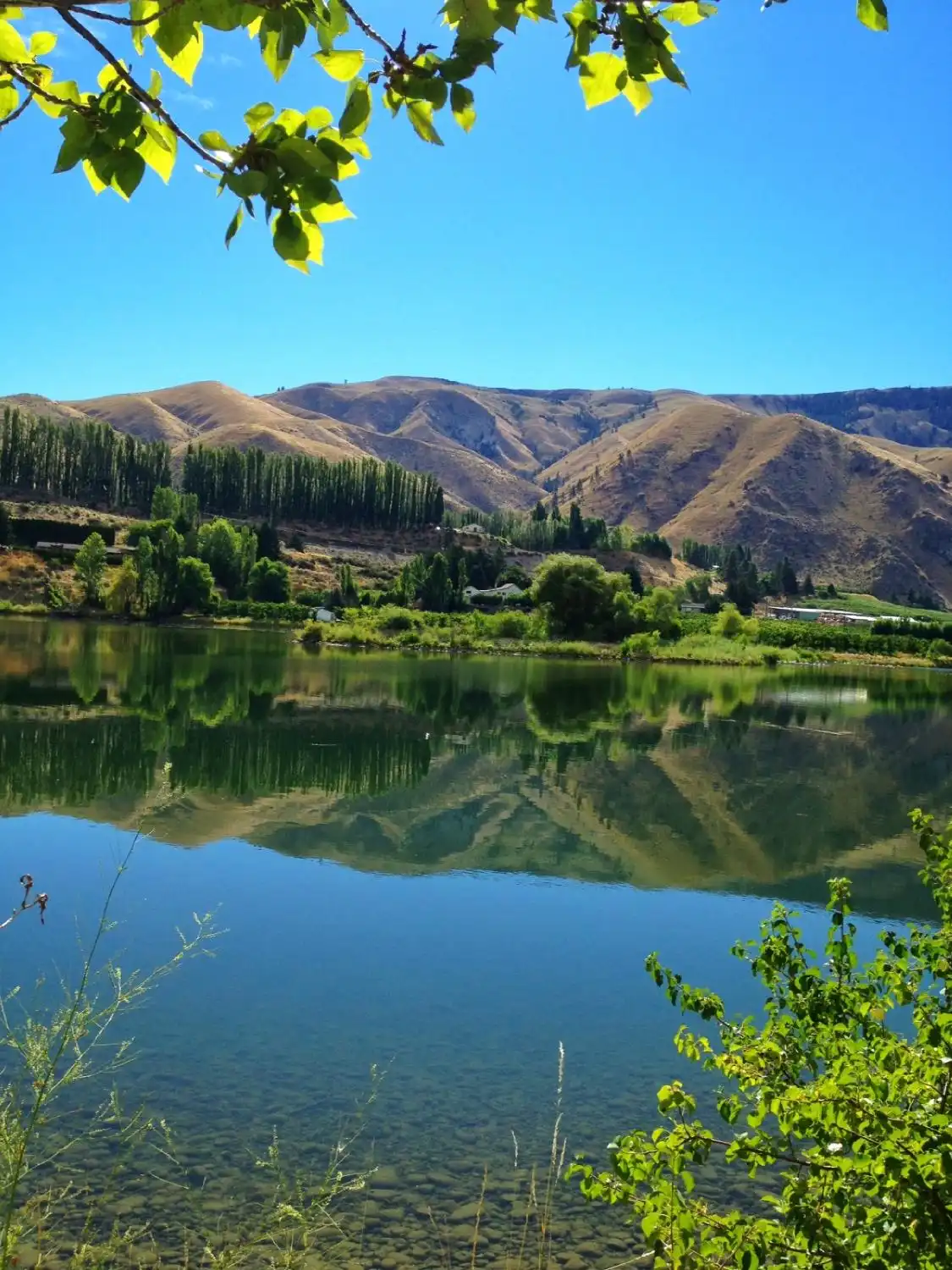 Hotels near Daroga State Park