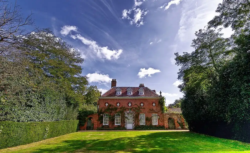 Hotels near West Green House Garden