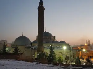 Evliya Cami