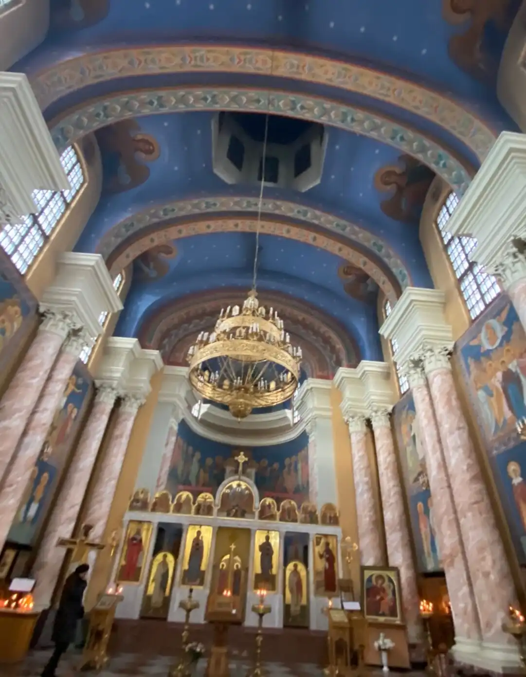 Hotels near Holy Resurrection Church