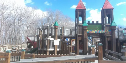Henry Schuette Park - Playground