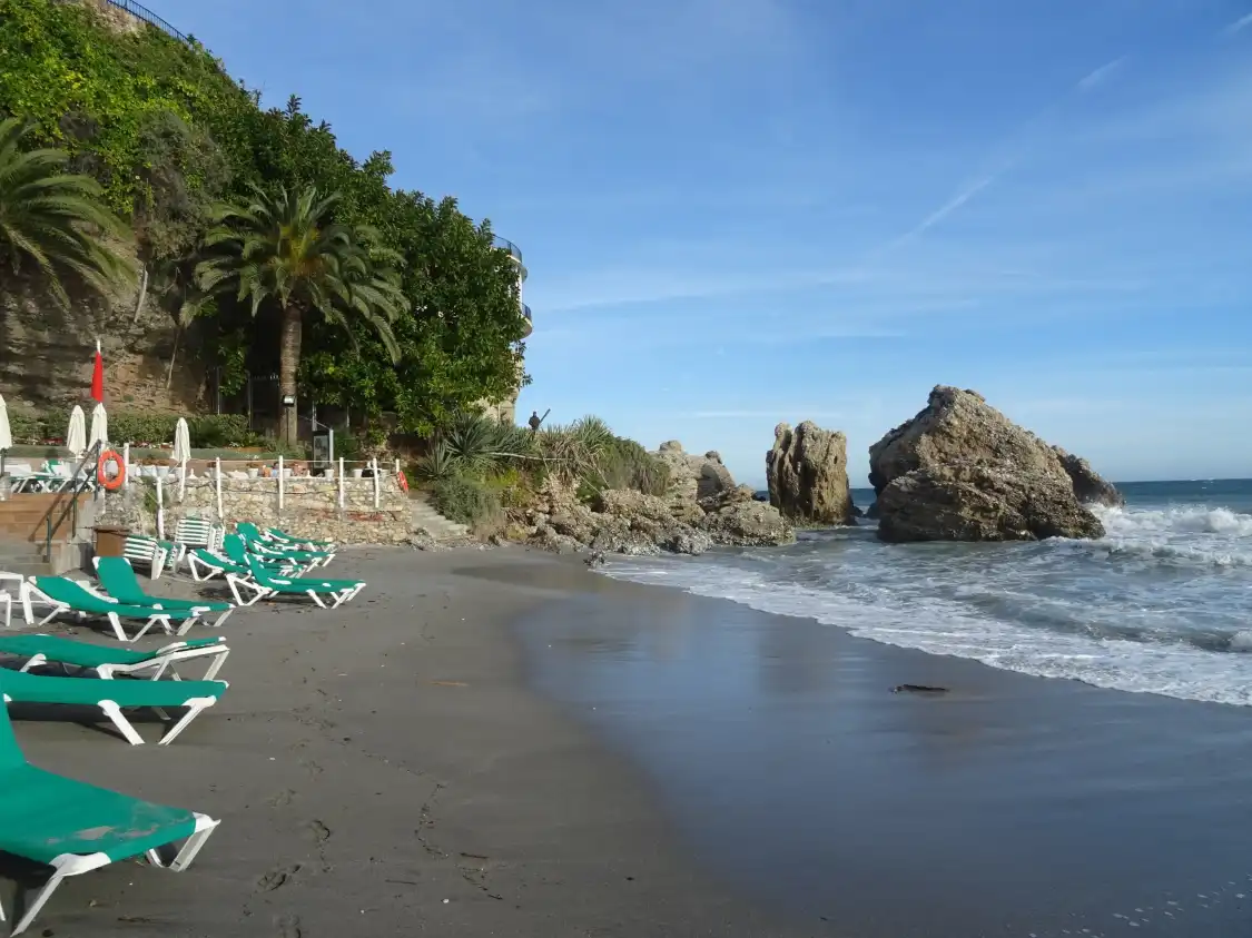 Hotels near Playa El Salon