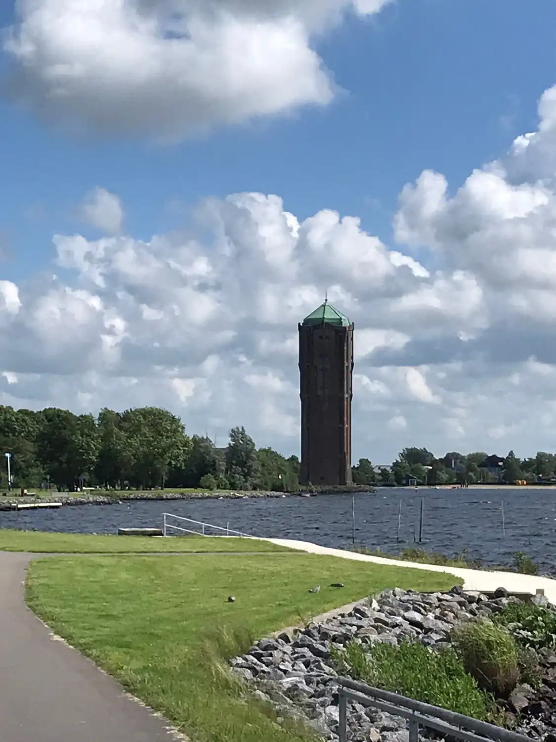 Hotels near Art Deco Watertoren van Aalsmeer uit 1928