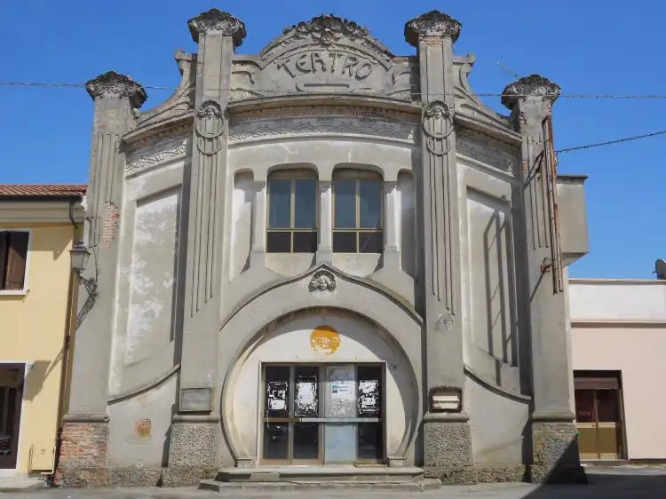 Hôtels à : Loreo