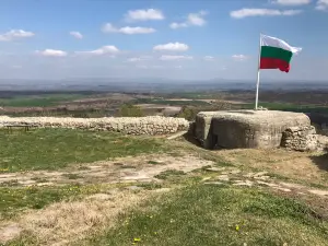 Mezek fortress (Neoutzikon)
