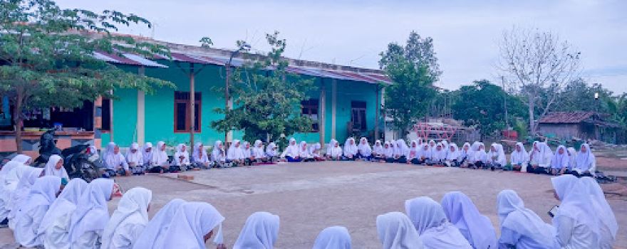 Pondok Pesantren Roudhotul Ulum Al Bakhar