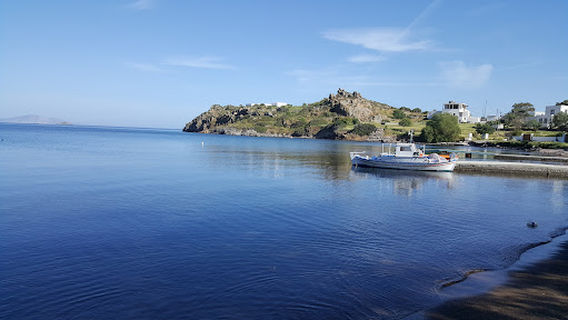 Paralia Meli