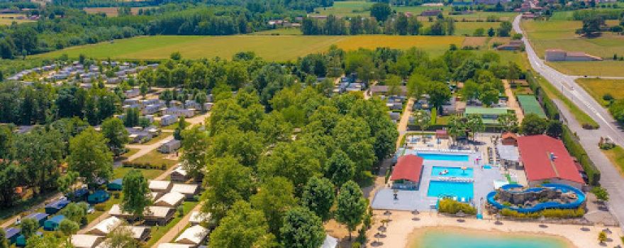 Camping Marvilla Parks - Château de Galaure