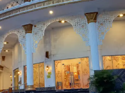 Masjid Rahmatan lil Alamin Kampus UPI YPTK