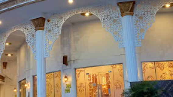 Masjid Rahmatan Lil'alamiin Kampus UPI YPTK