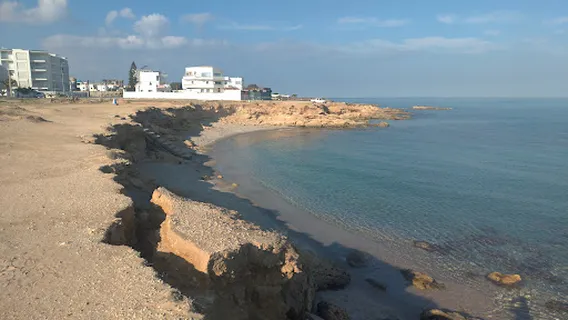 Plage communale de Harqalah