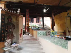 Đền Nhà Vy