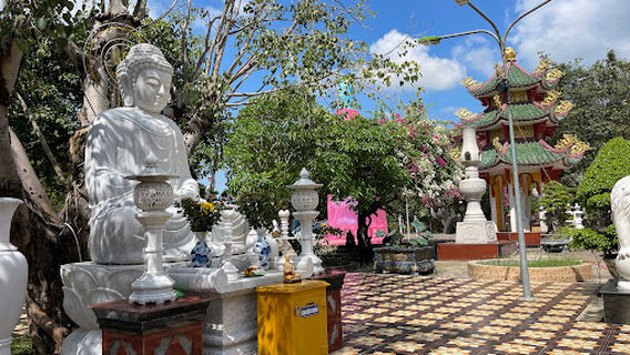 Thai Mountain Temple