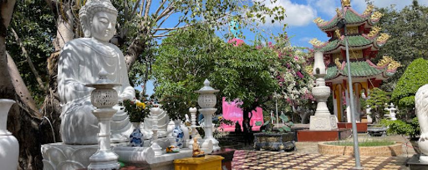 Chùa Thái Sơn núi Cậu