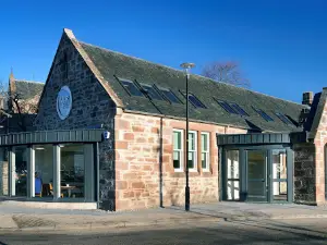 The Muir Hub & Cafe
