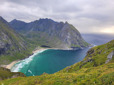 Ryten/Kvalvika Beach Trail