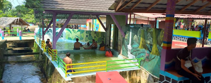 Wisata Air Panas Gunung Torong Hot Spring Park
