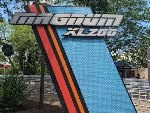 Magnum XL-200