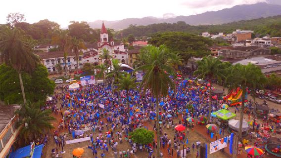 Polideportivo Y Parque Principal Barrio El Porvenir