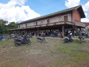 Rumah Adat Kecamatan Toho