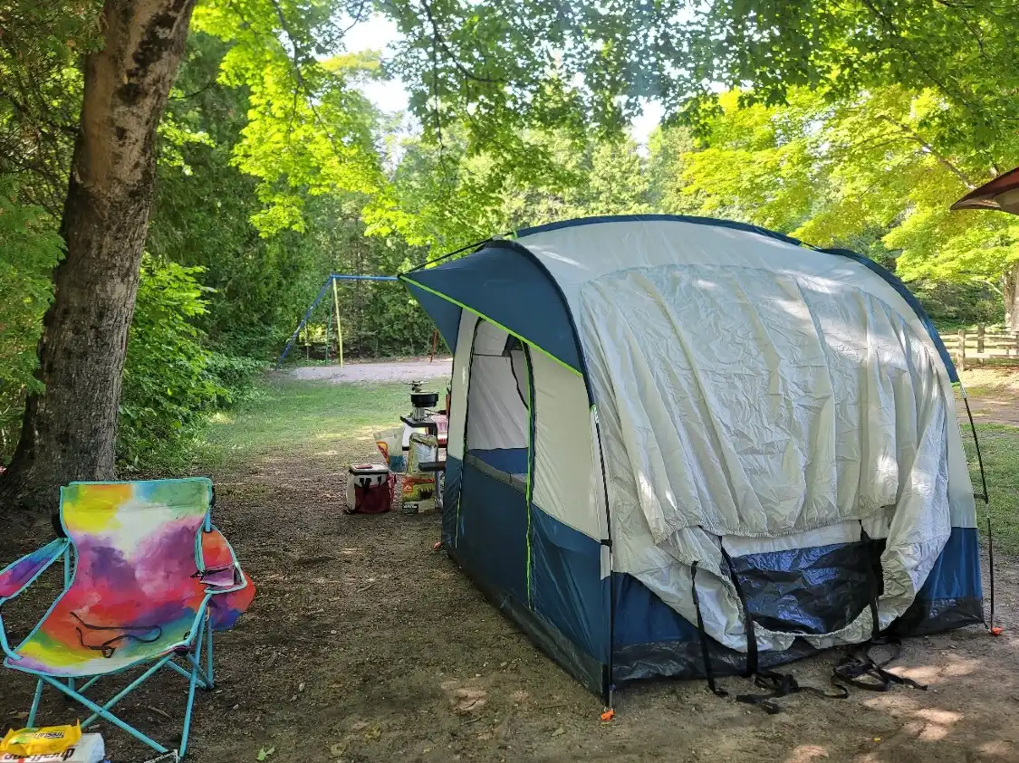 Hotels near Straits State Park