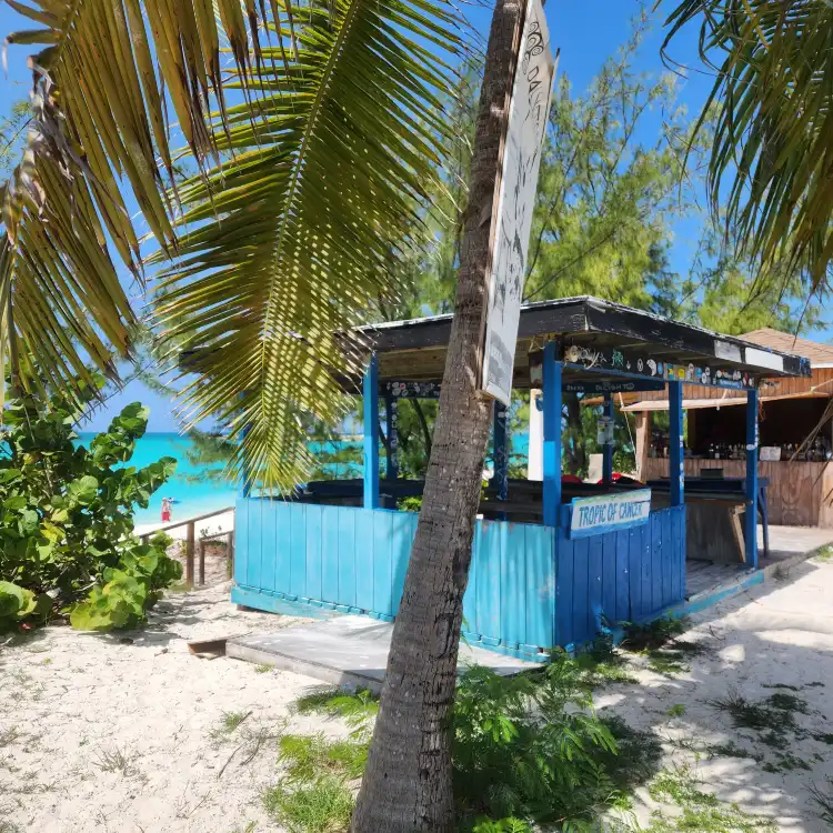 Hotels near Tropic of Cancer Beach