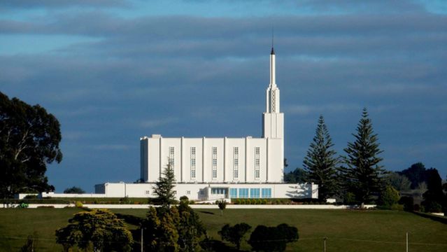 Hamilton New Zealand Temple
