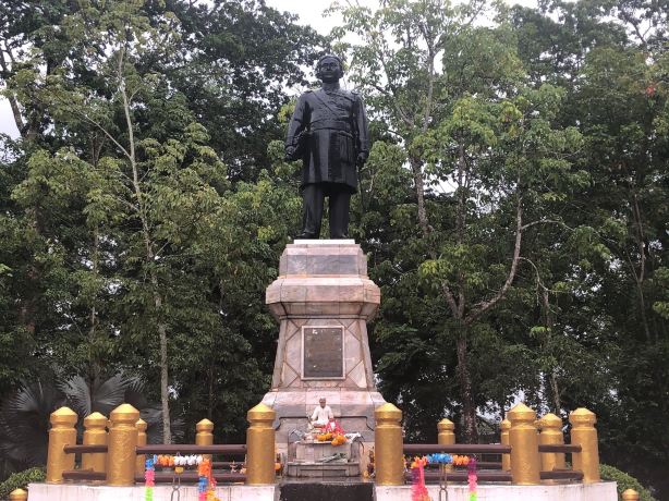 Phraya Ratsadanu Pradit Mahisara Phakdi Monument