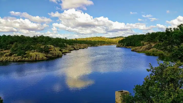Hôtels à : Bocoyna
