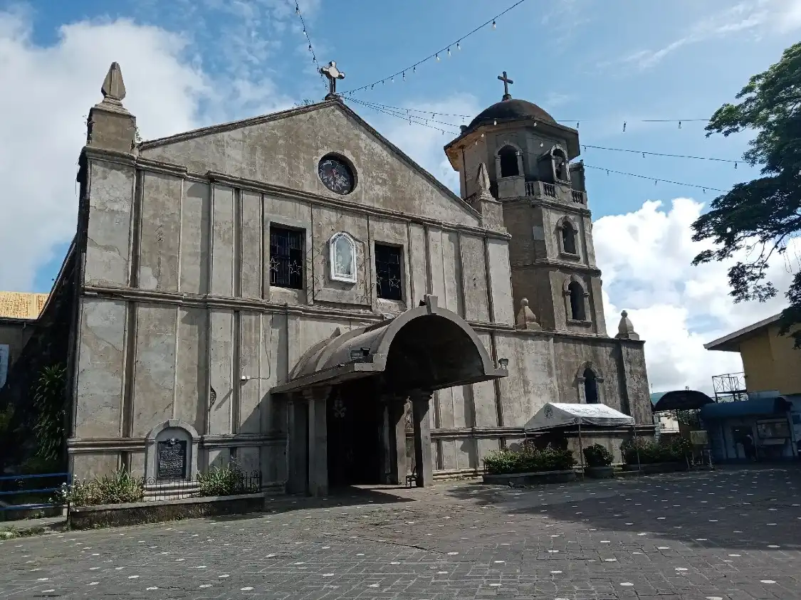 Отели рядом с достопримечательностью «Our Lady of Candelaria Parish Church»