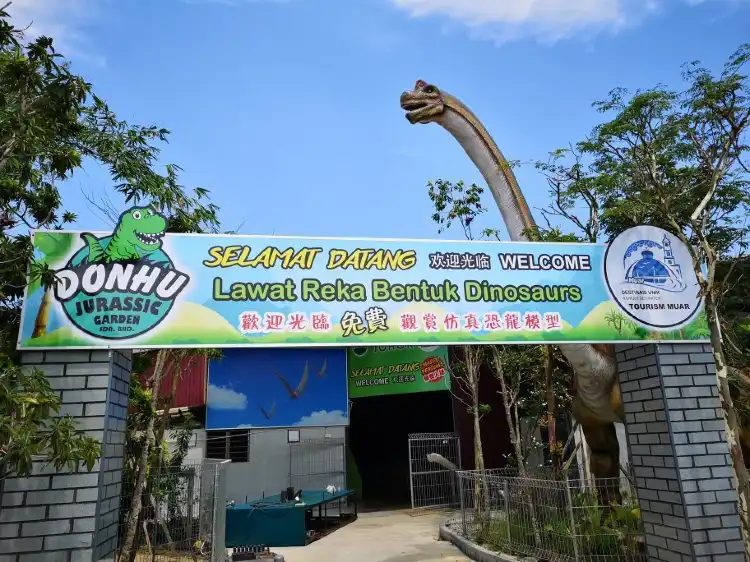 Các khách sạn gần Tanjung Emas Golf Club