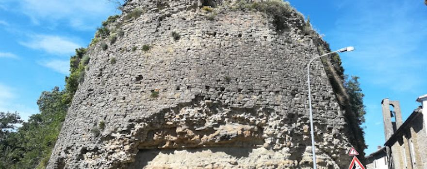 Ruderi del Castello di Giaggiolo