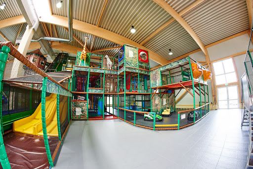 Kibungu Indoor-Spielparadies in WURMBERG