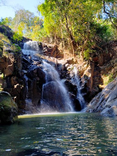 Kyaik Htee Yoe Waterfall ဍာ်လဂေါဝ်ကျာ်ဣသိယဵု