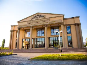 Talasskiy Oblastnoy Muzykal'nyy Dramaticheskiy Teatr Imeni K.medetbekova