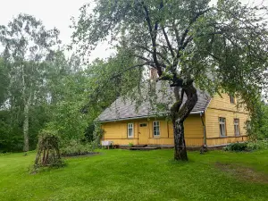 Bardu dzimtas memorialais muzejs Rumbini