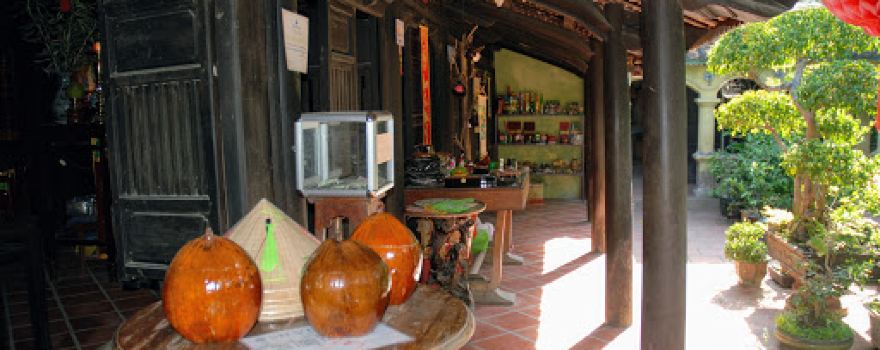 Làng cổ Phú Vinh
