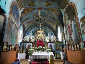 Svyato-Ioannovsʹkyy Cholovichyy Monastyr (Russian church in UA)