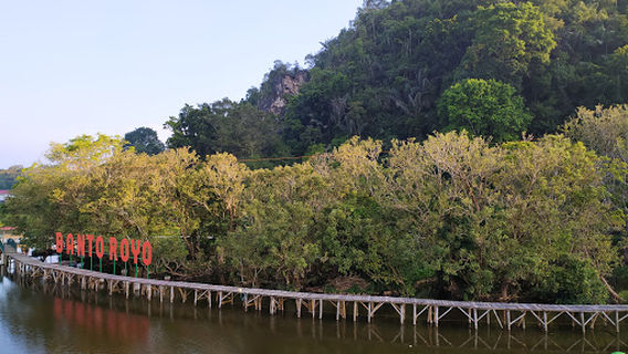 Taman Bermain Banto Royo