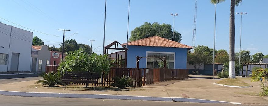Praça Valperino Gomes De Oliveira