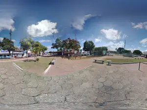 Square Ary Valadão