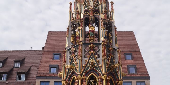 Schoener Brunnen