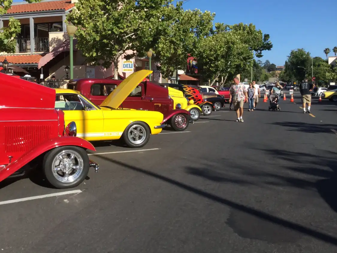 Hotels near Grand Avenue