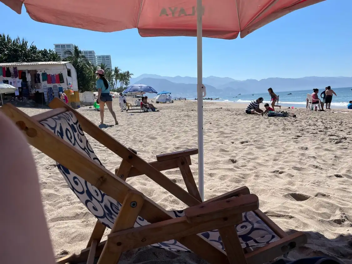 Hoteles cerca de Playa del Holy