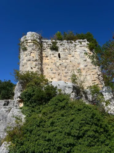 Castle of Gozne