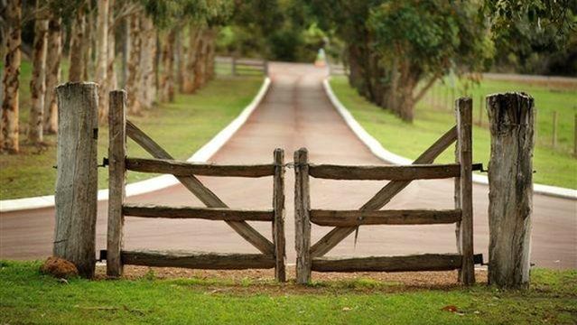 Rickety Gate Estate - Winery