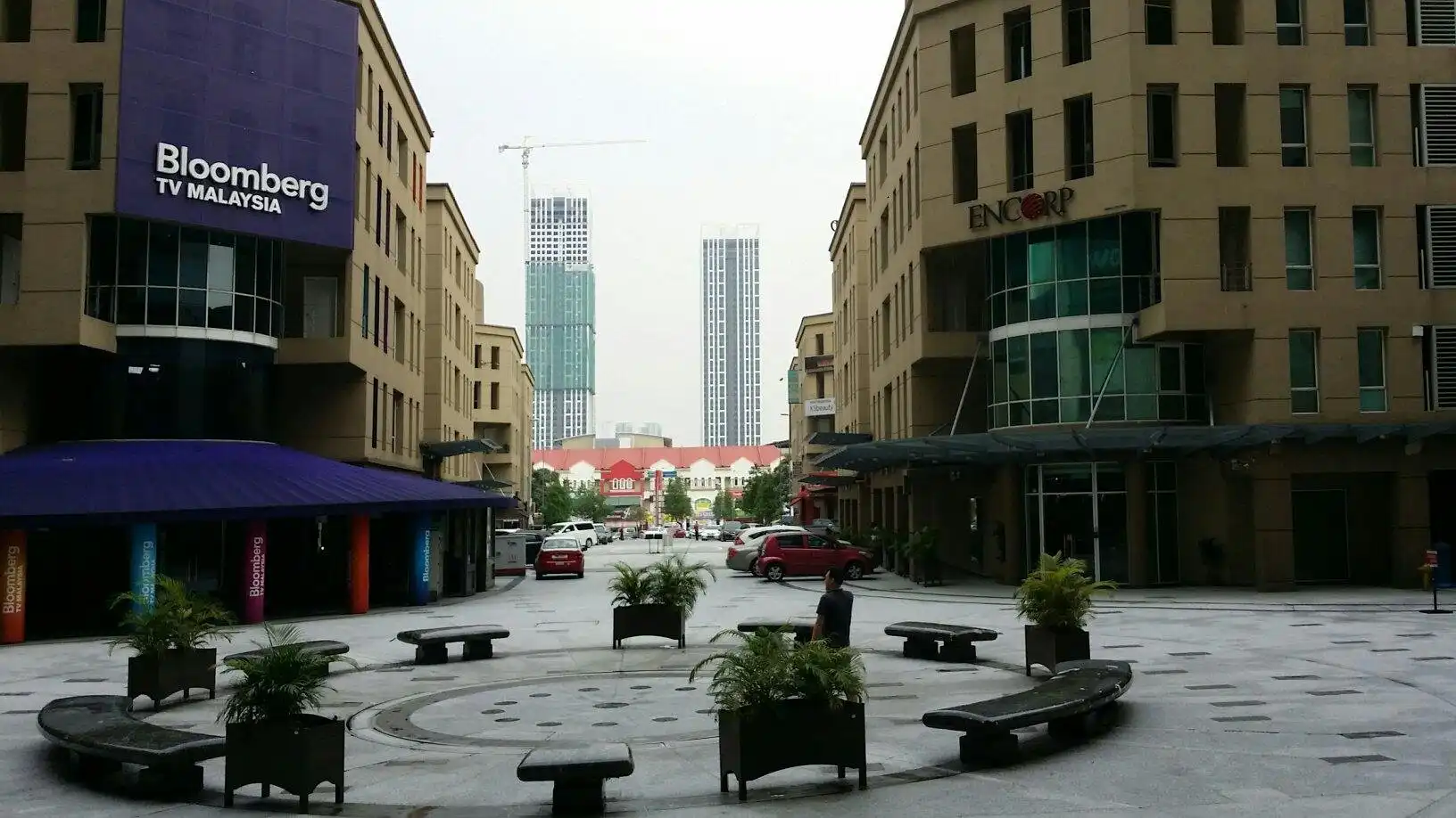 Hotels near Strand Mall