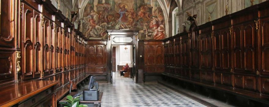 Basilica Santa Maria Del Lauro