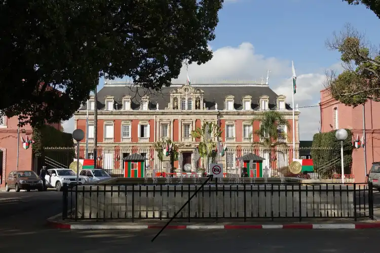 Hotels near Ambohitsorohitra Palace
