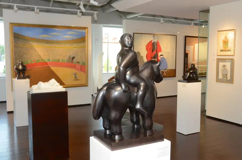 5_Art of the World Gallery